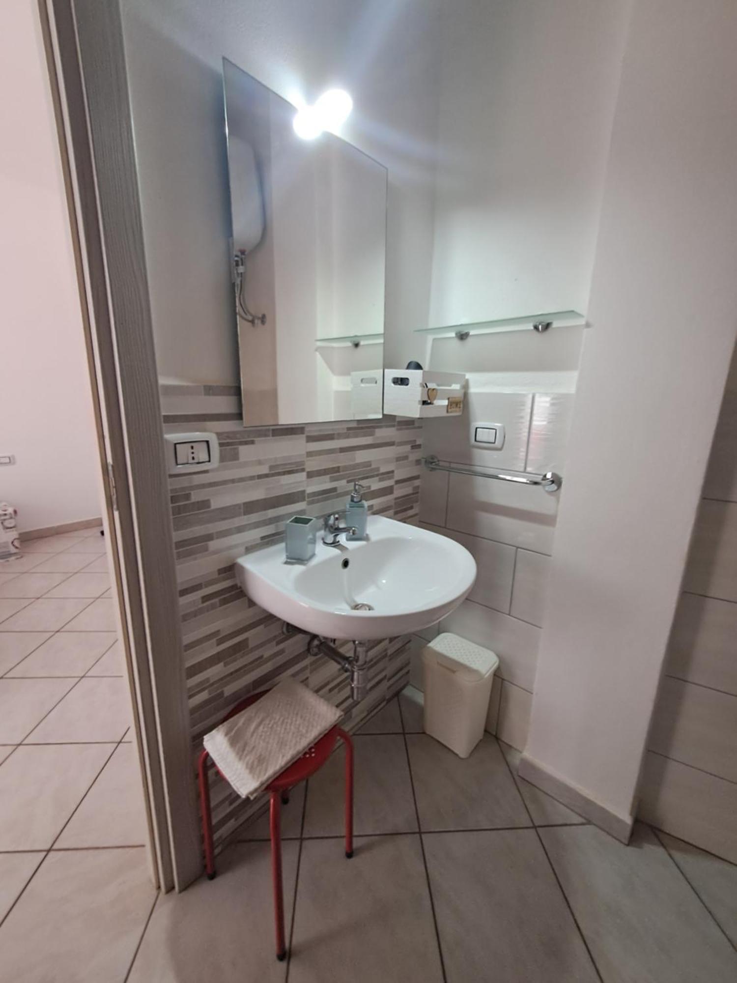 איגלסיאס B&B Metalla מראה חיצוני תמונה